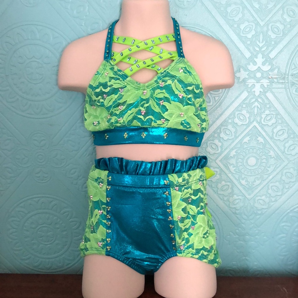Pumpers blue & green solo costume